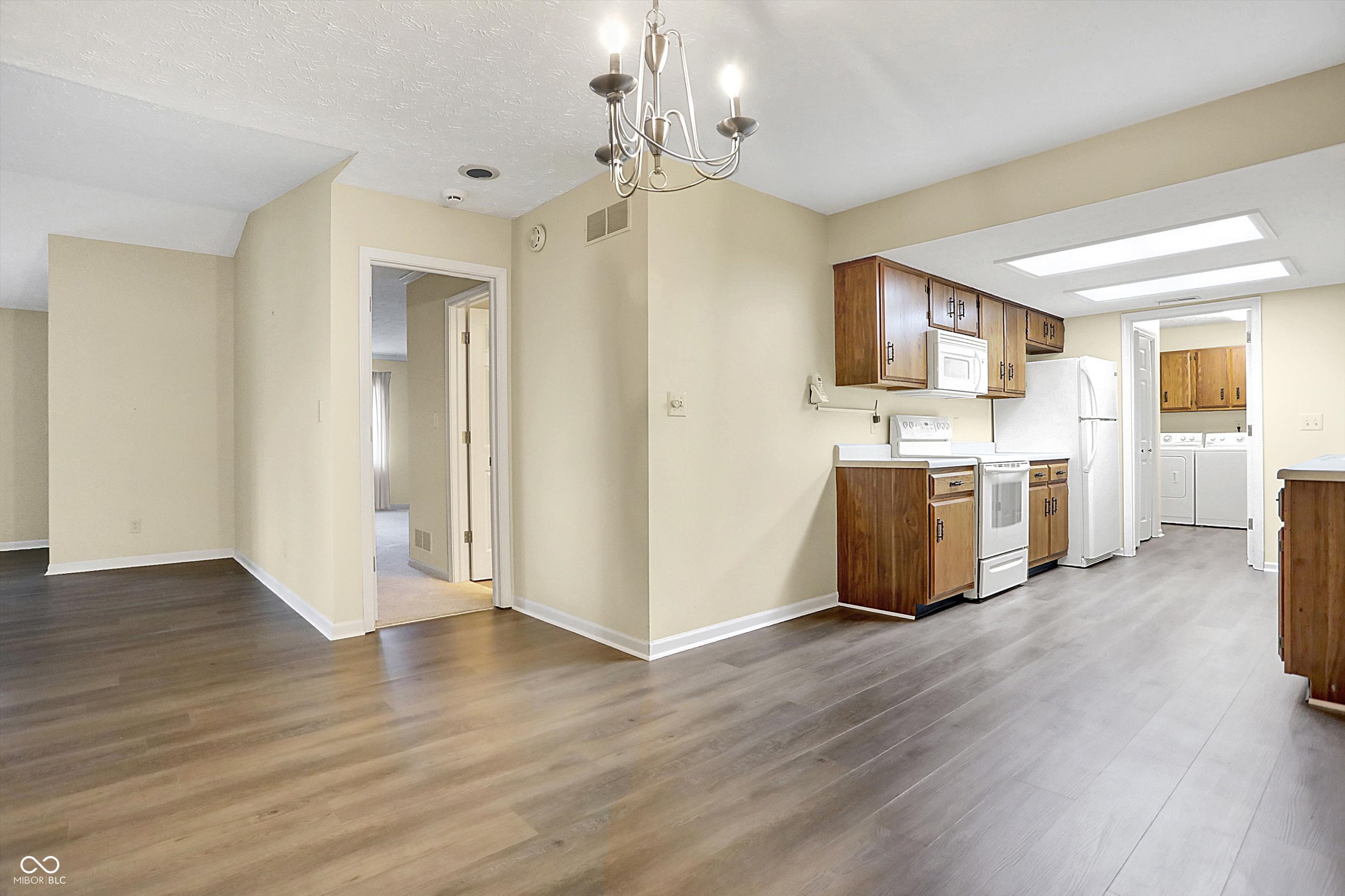 7607 Farm View Circle E