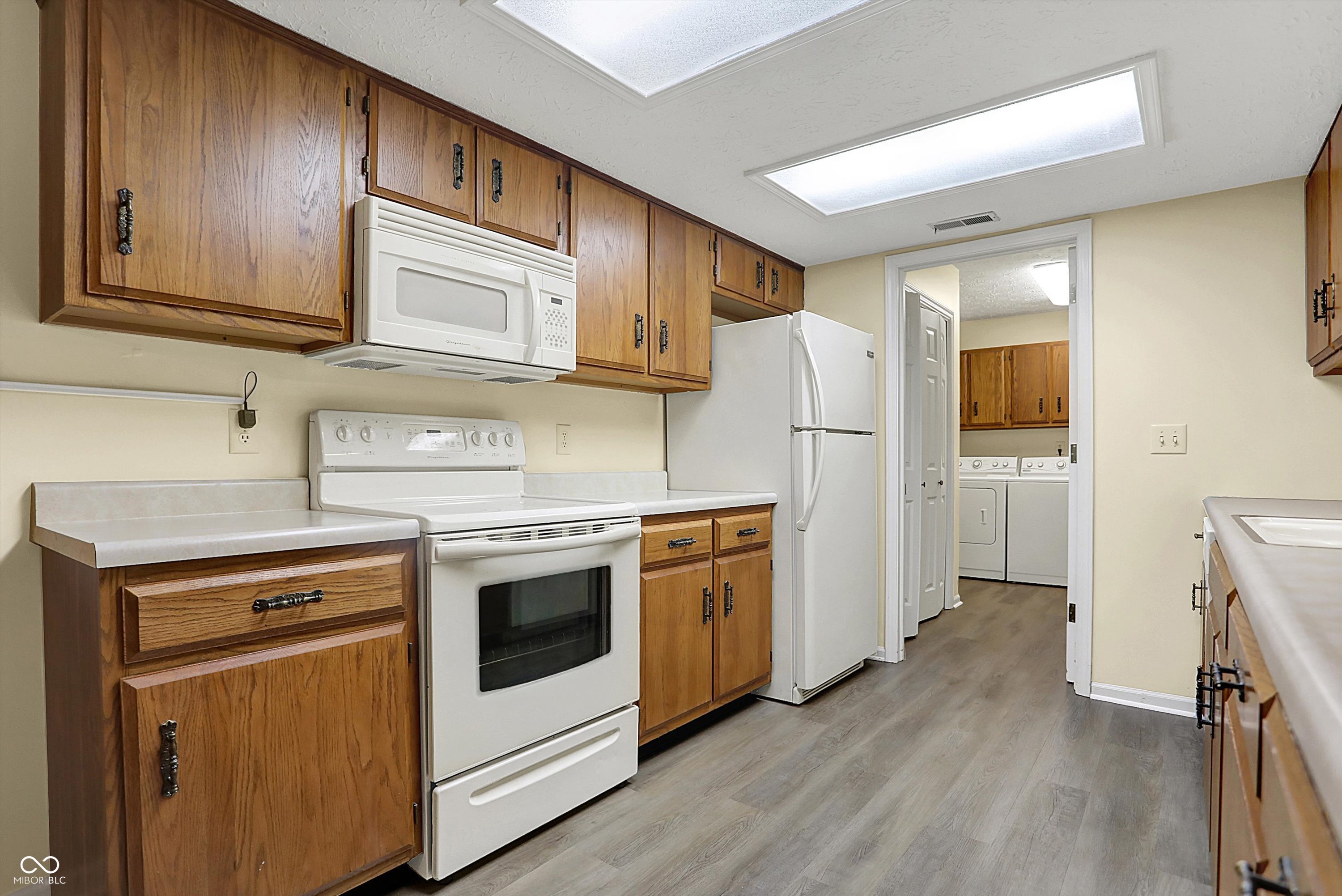 7607 Farm View Circle E