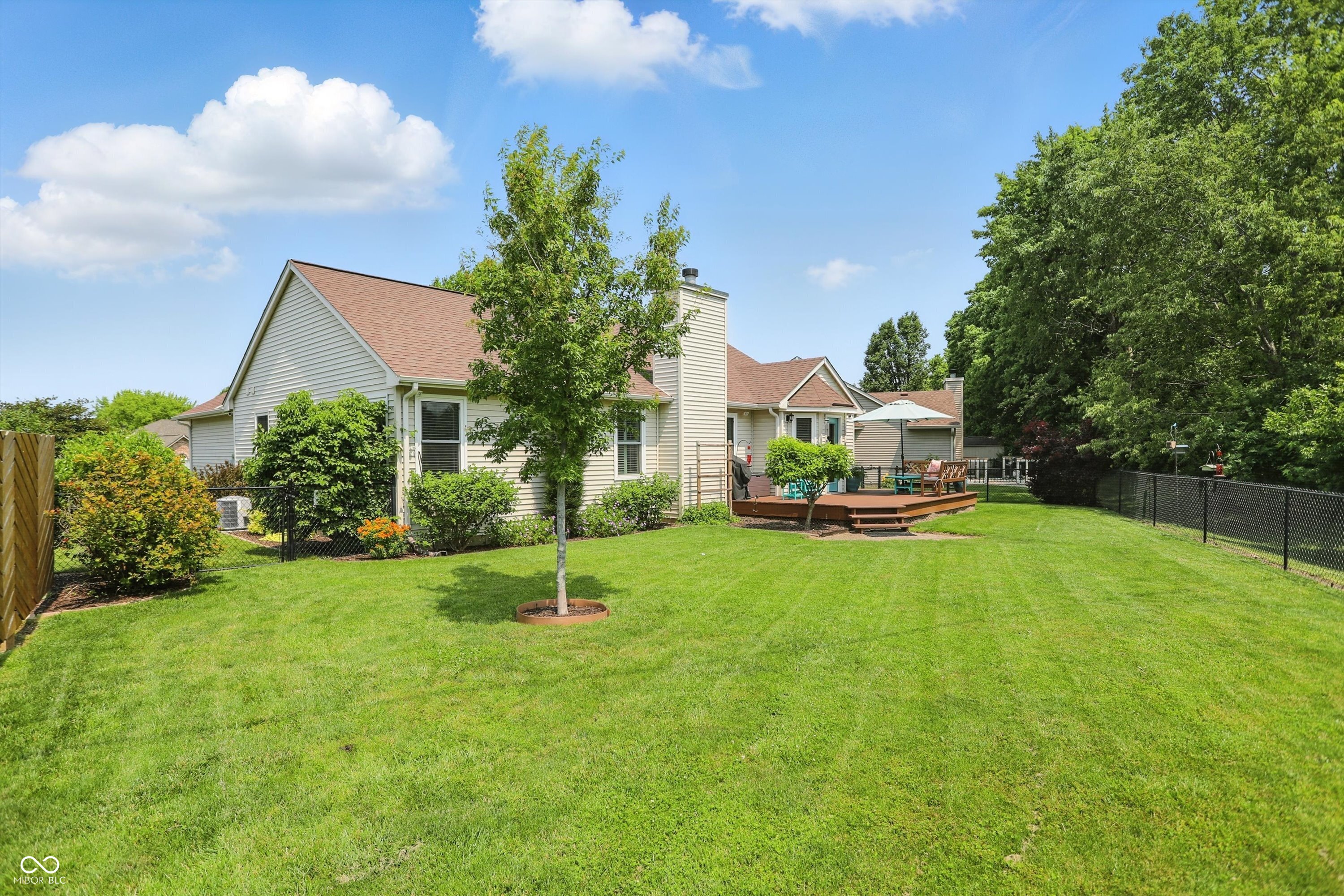 863 Lionshead Lane