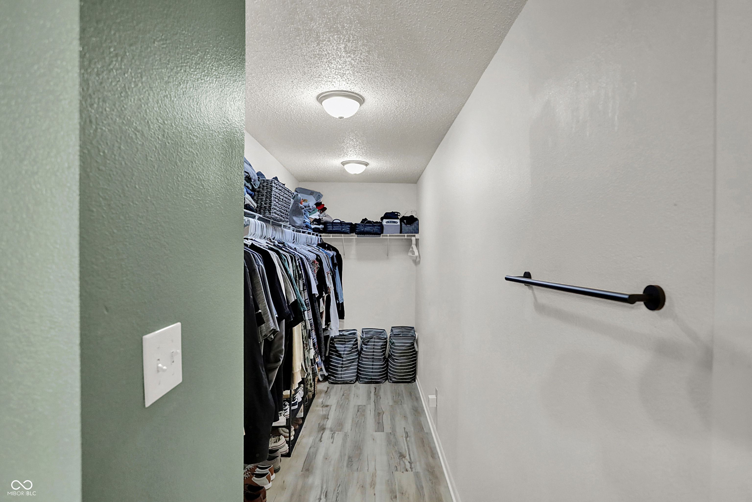 6854 W Philadelphia Drive