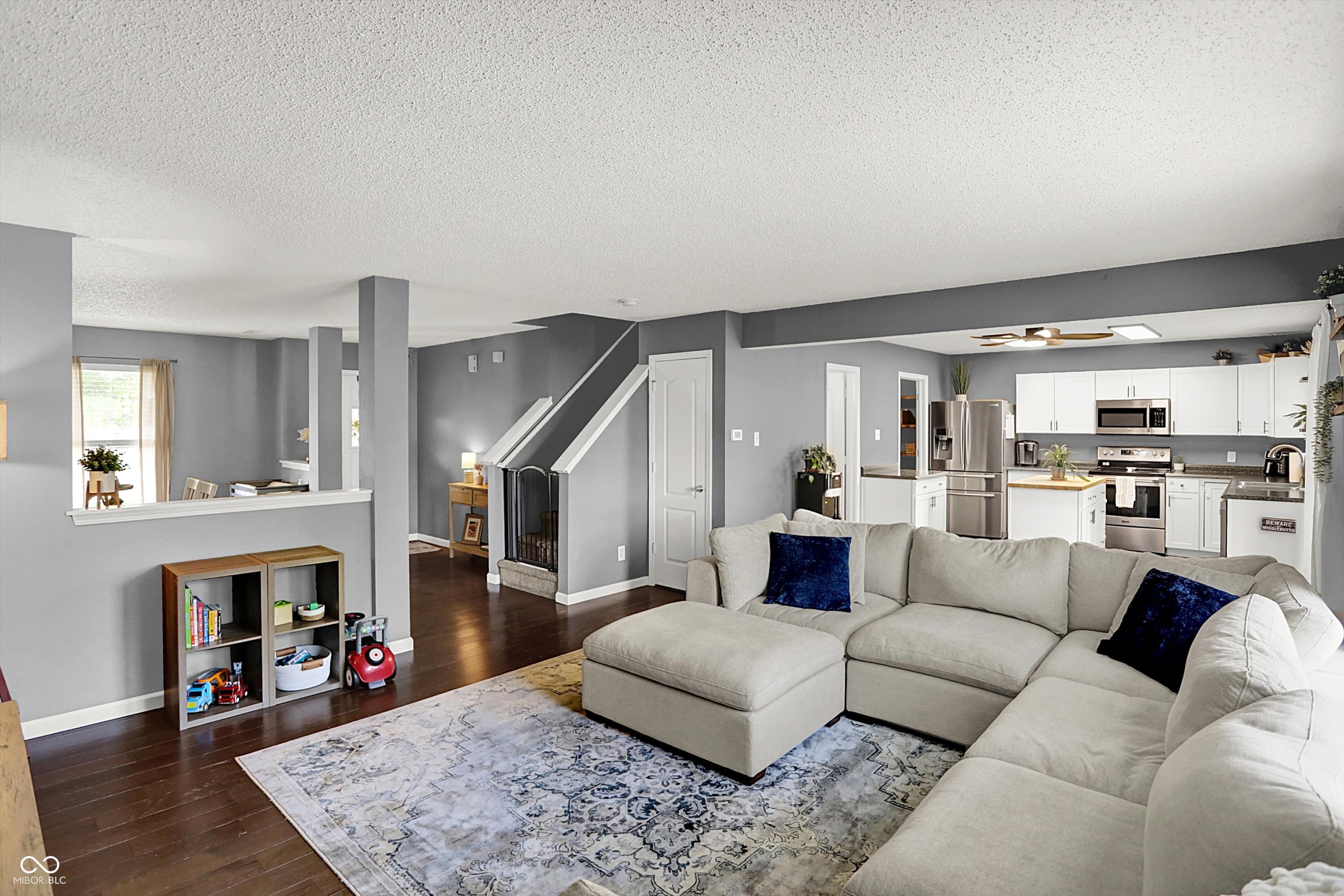 6854 W Philadelphia Drive