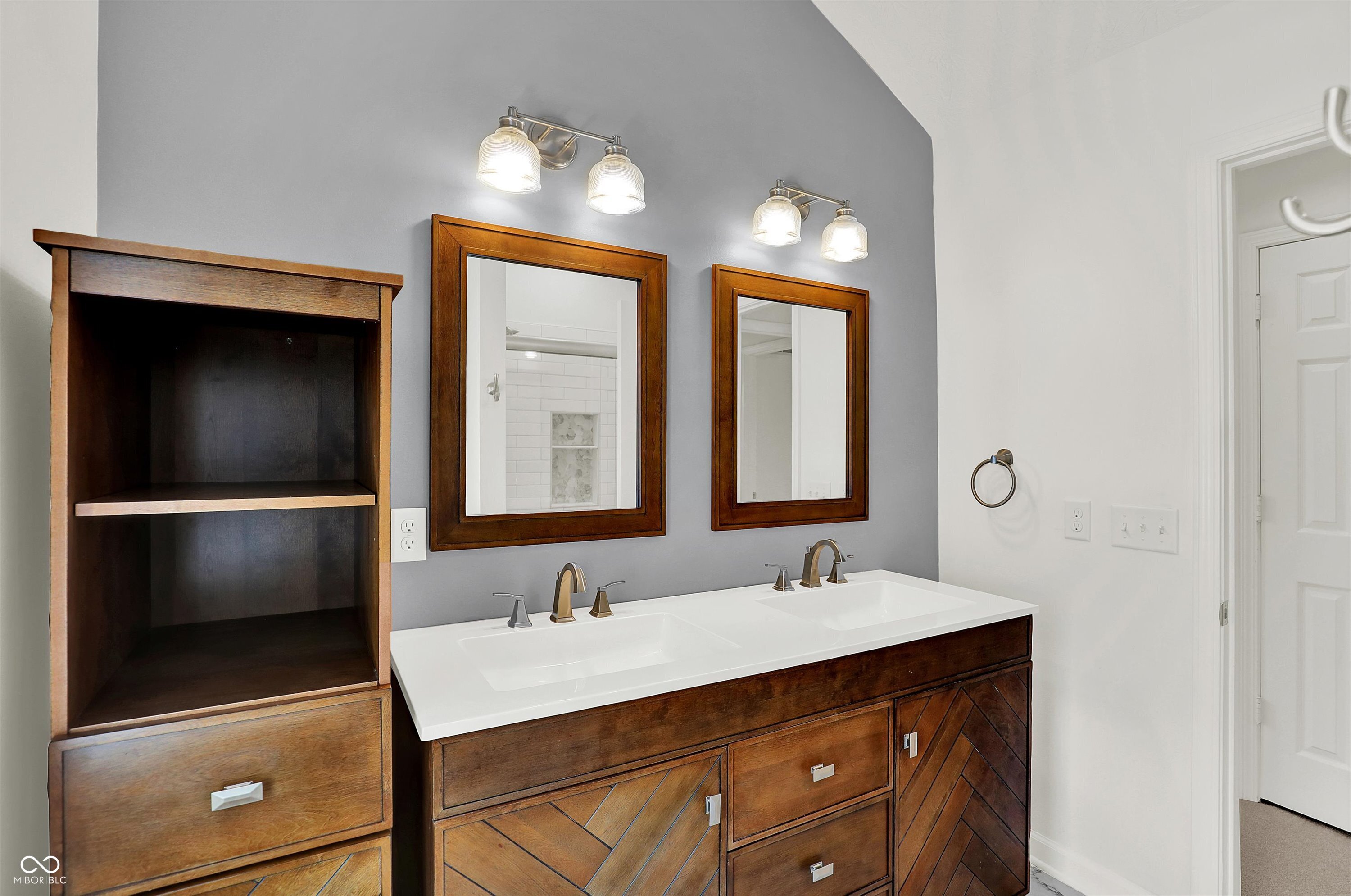 7669 River Road Unit: 28