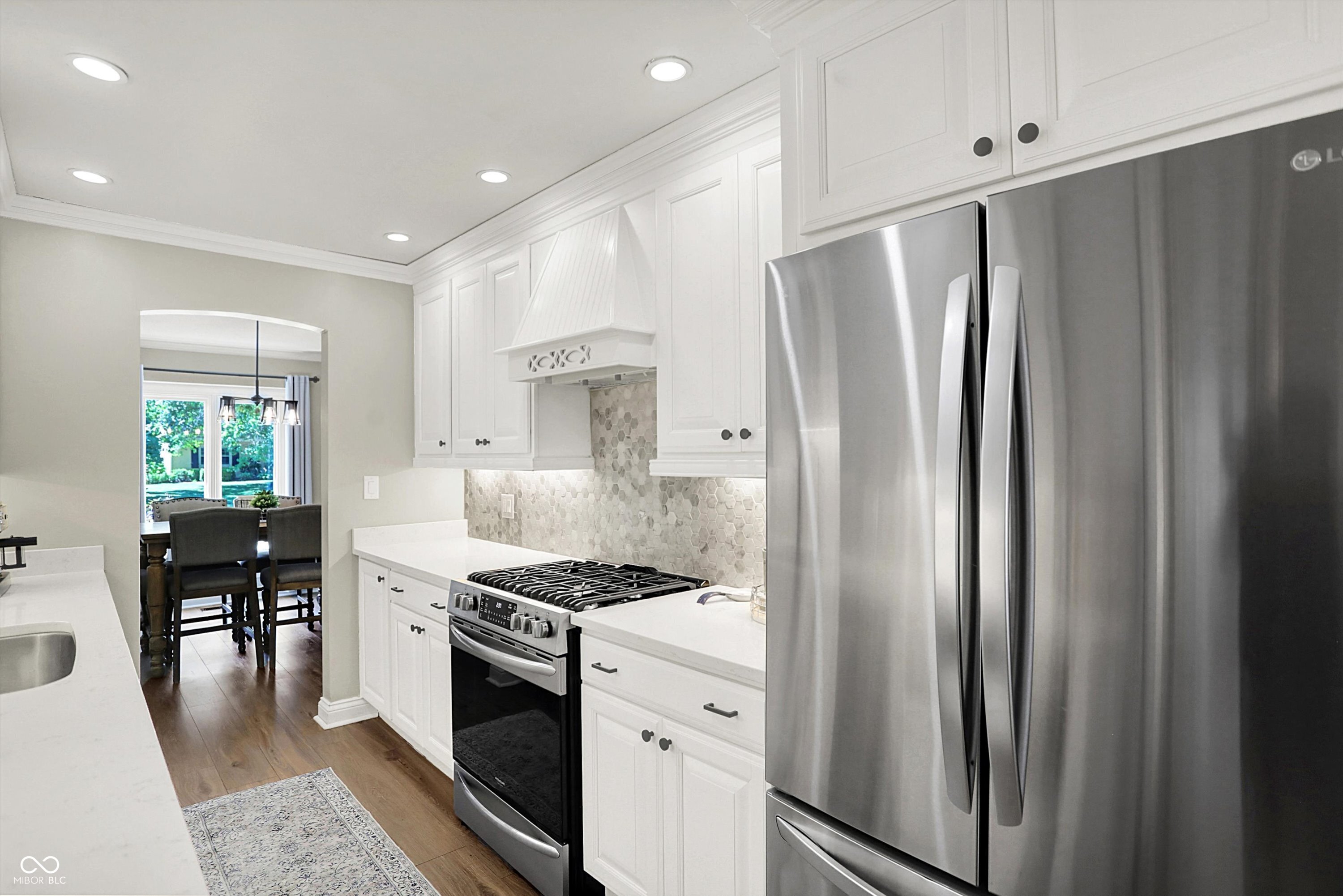 10913 Pleasantview Drive