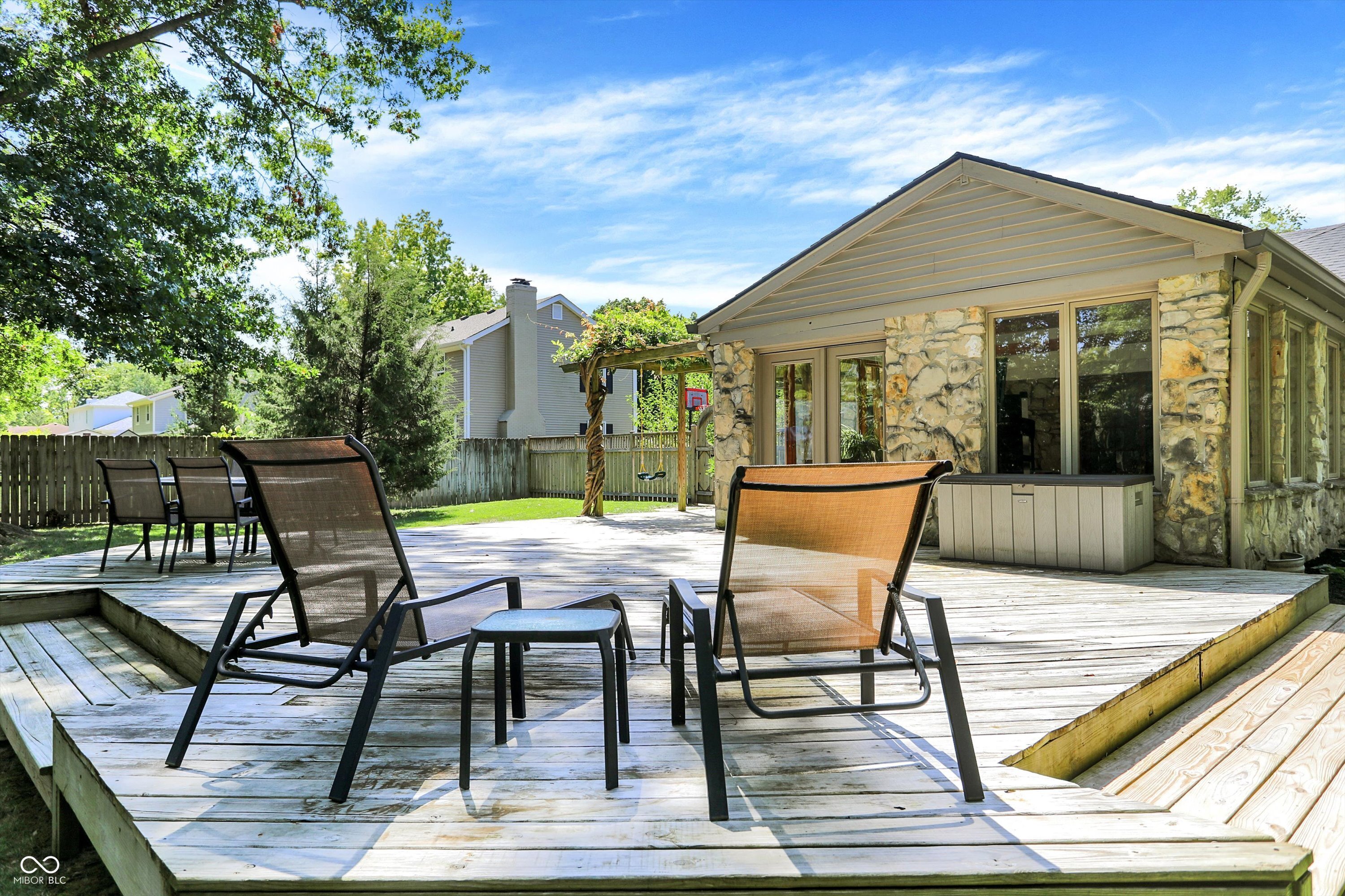 10913 Pleasantview Drive