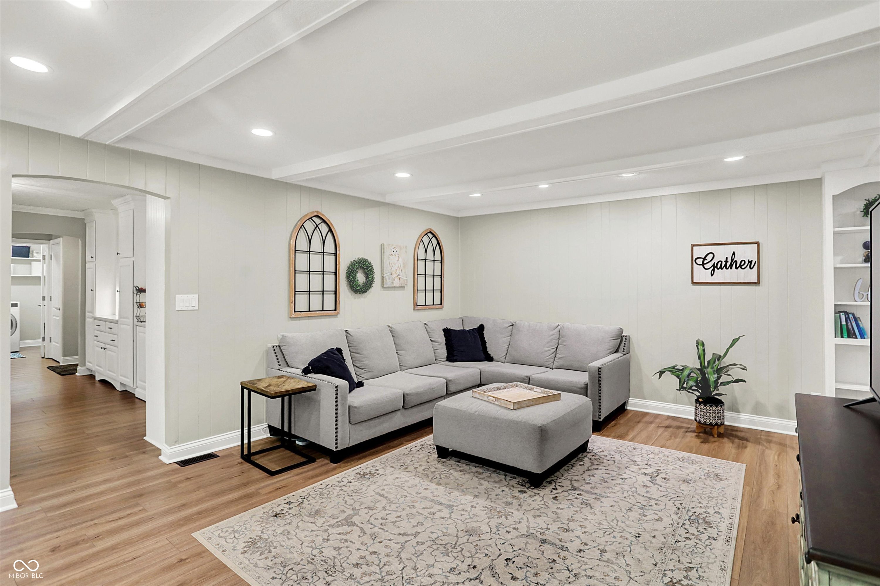 10913 Pleasantview Drive