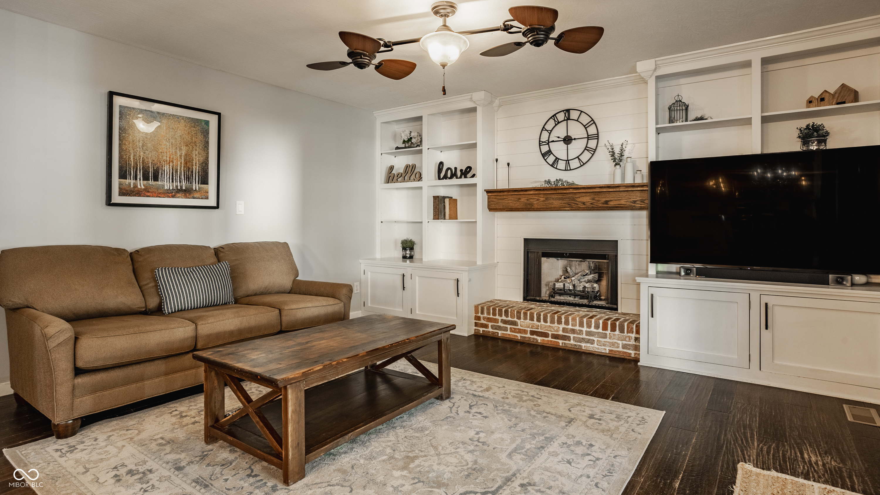 5325 Creekbend Drive