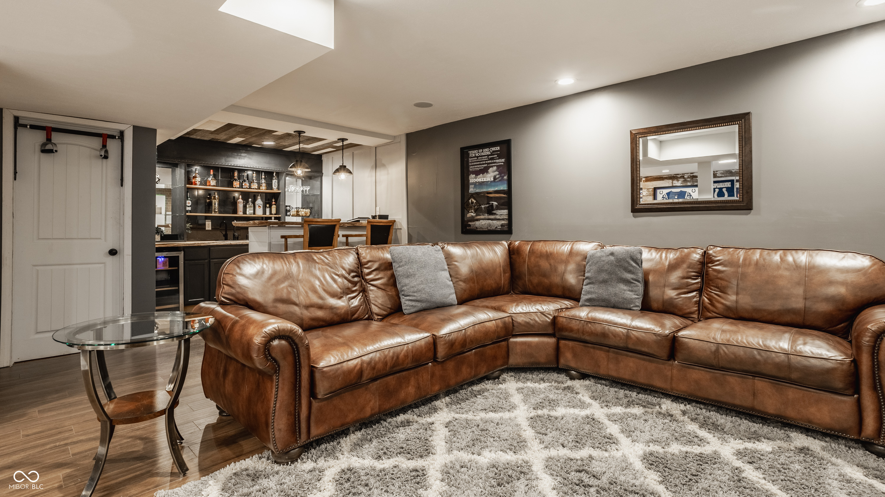 5325 Creekbend Drive