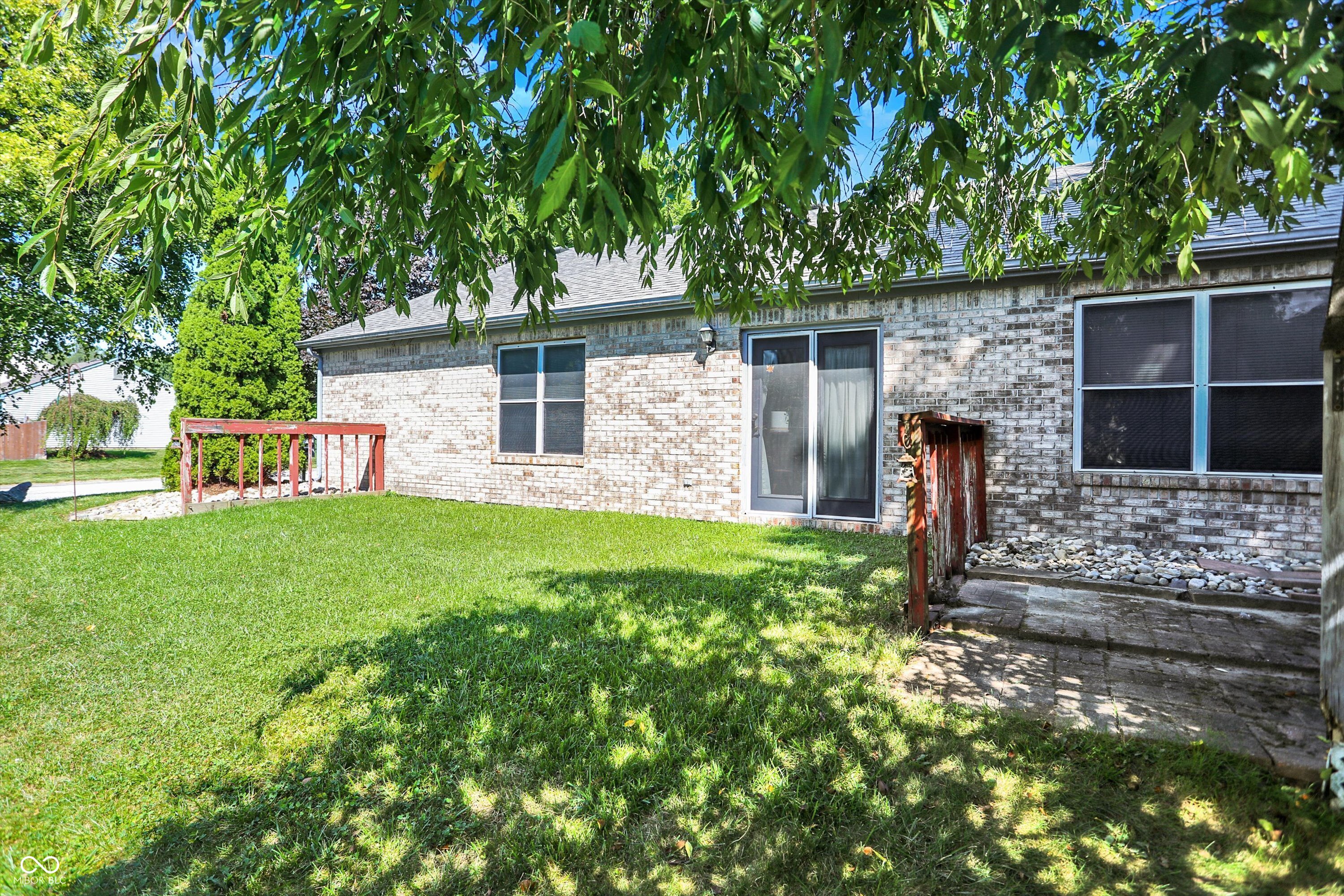 8841 Mallard Green Drive