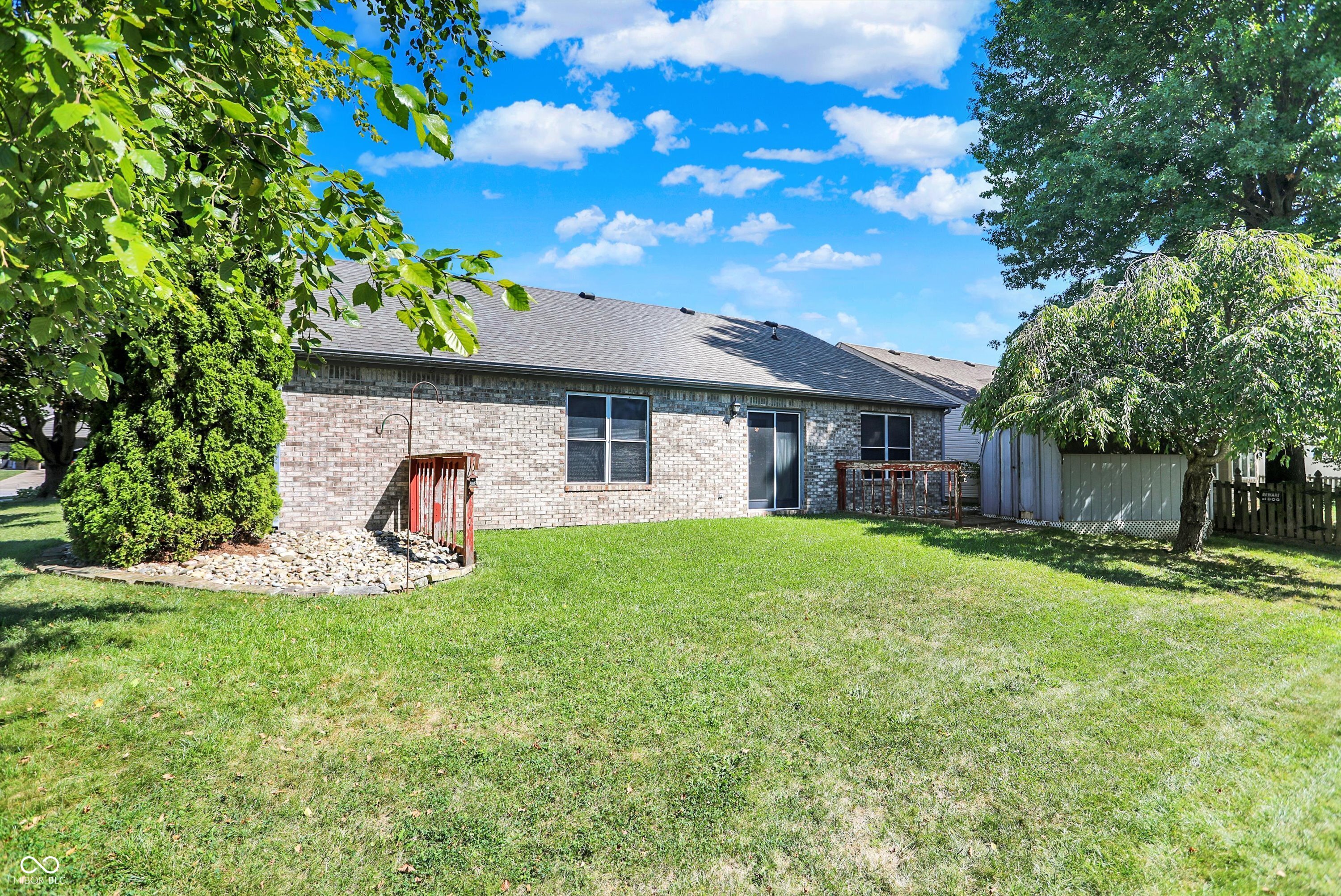 8841 Mallard Green Drive