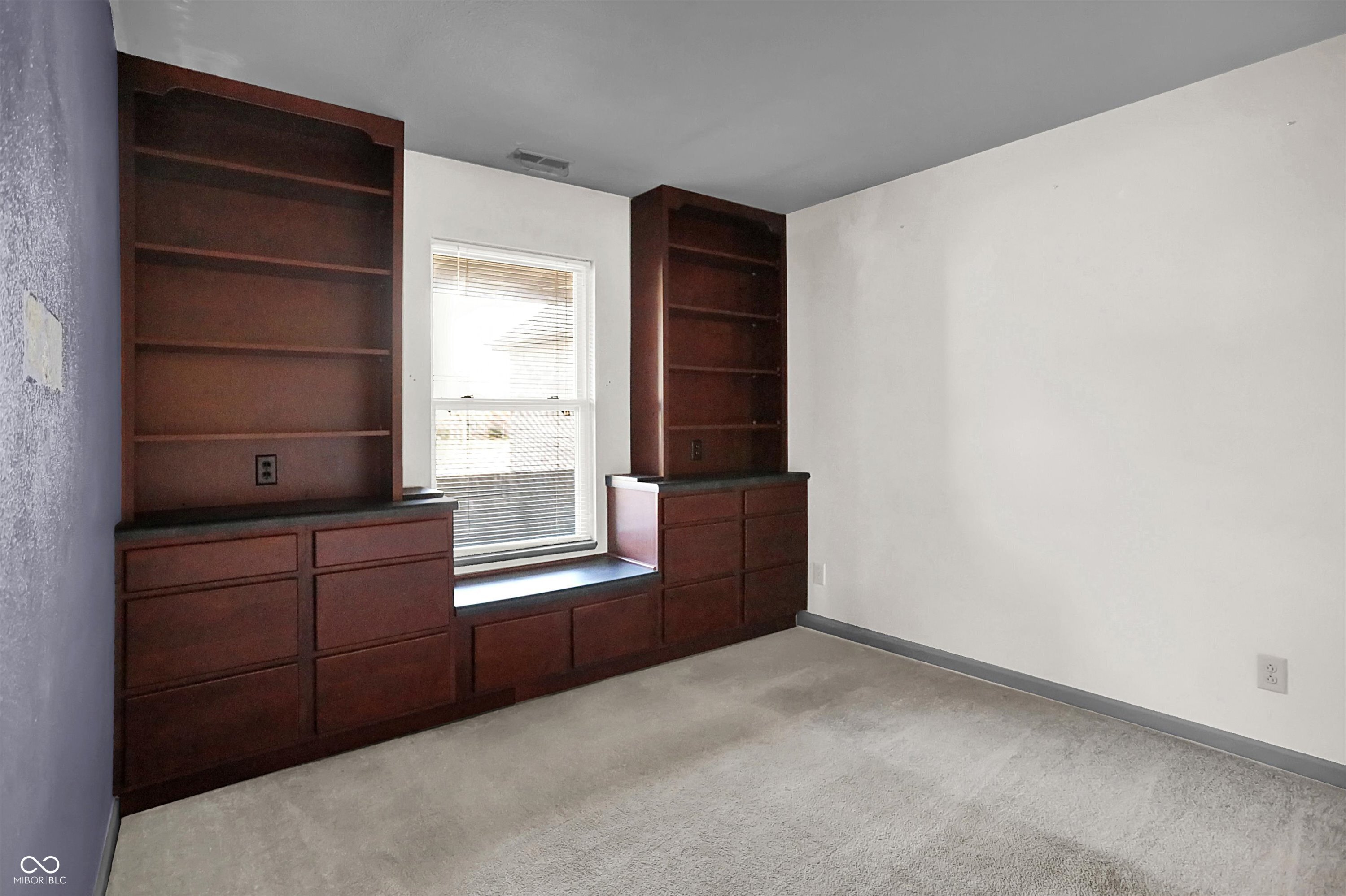 8841 Mallard Green Drive