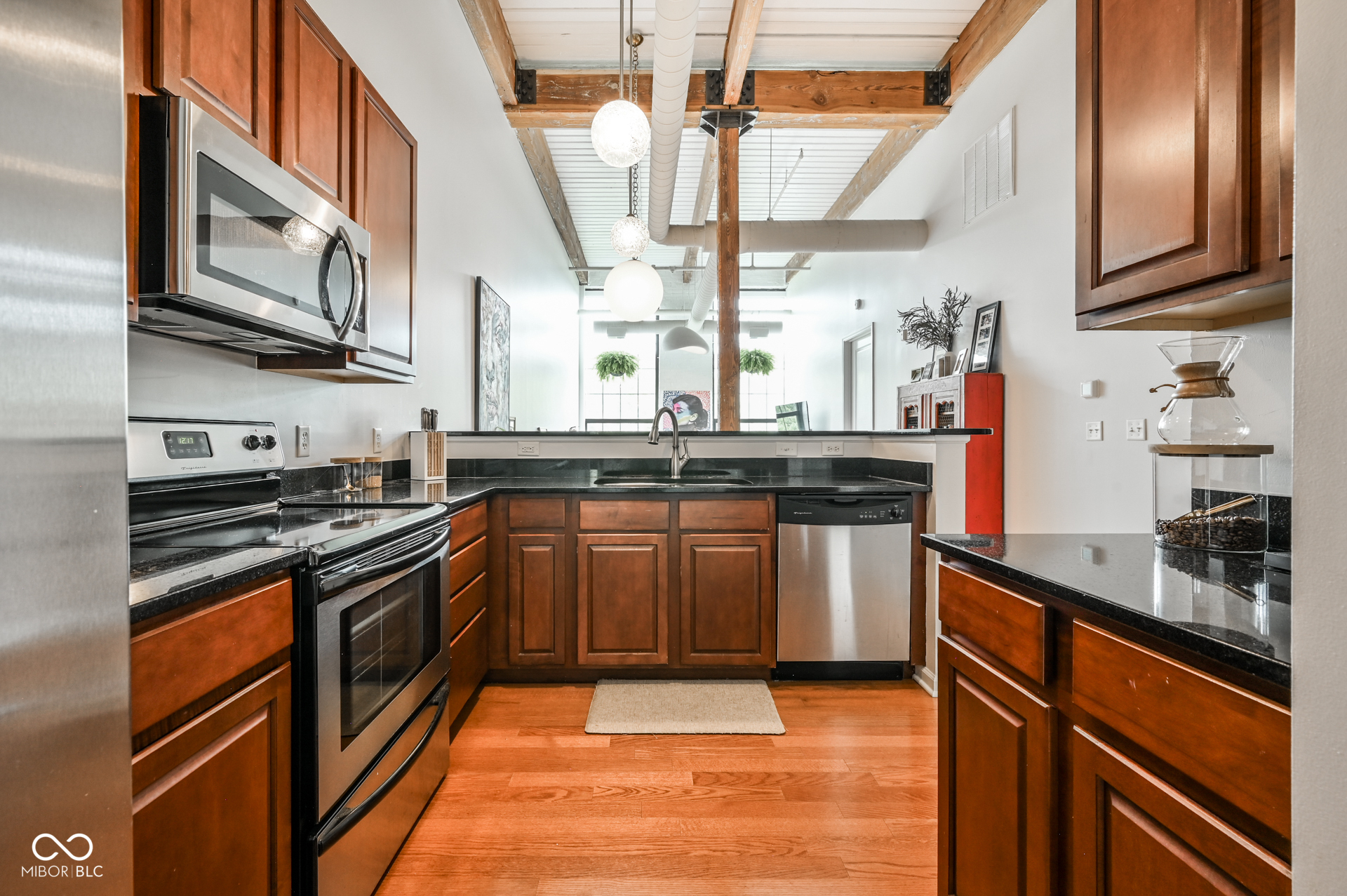 630 N College Avenue Unit: 403