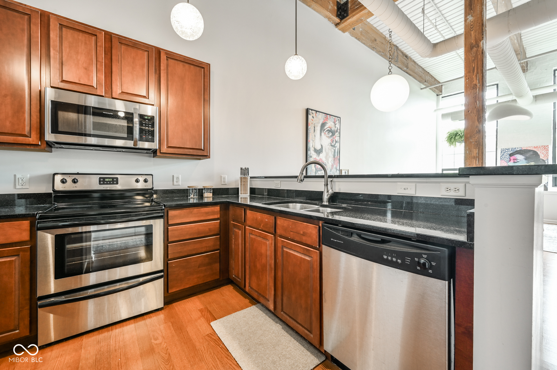 630 N College Avenue Unit: 403