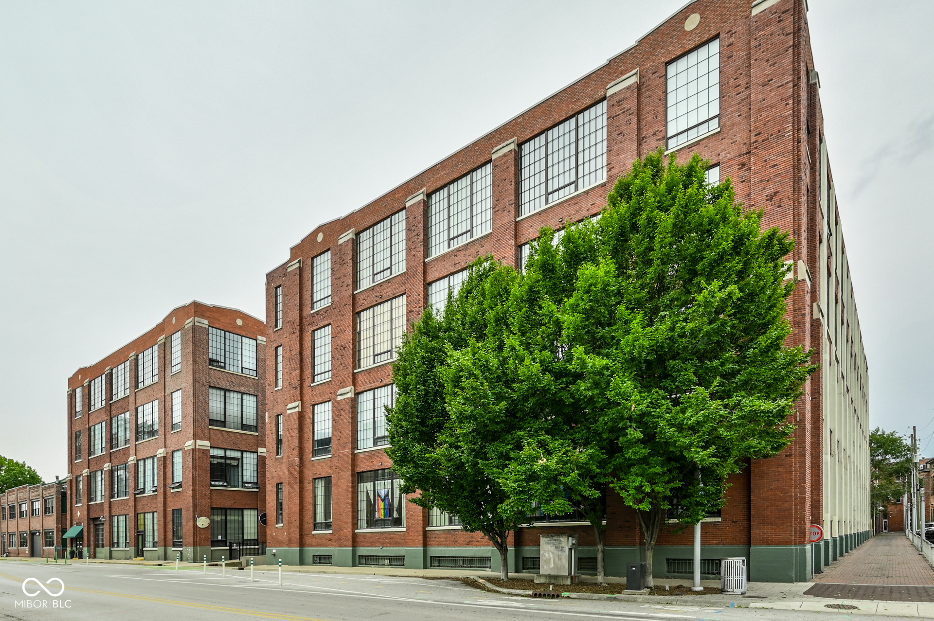 630 N College Avenue Unit: 403