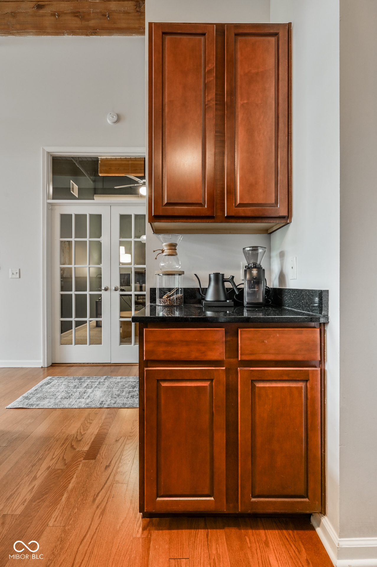 630 N College Avenue Unit: 403