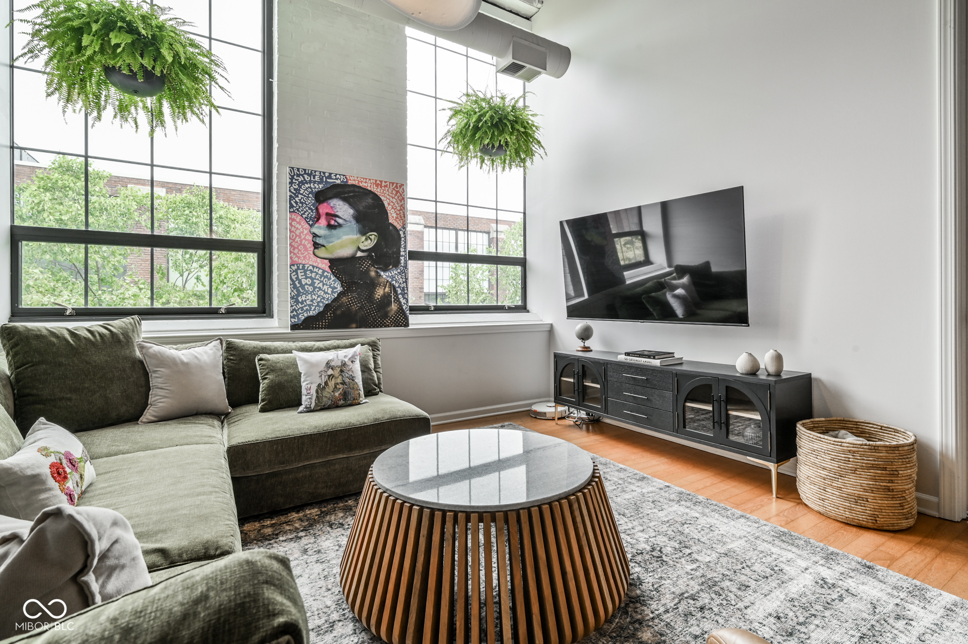 630 N College Avenue Unit: 403