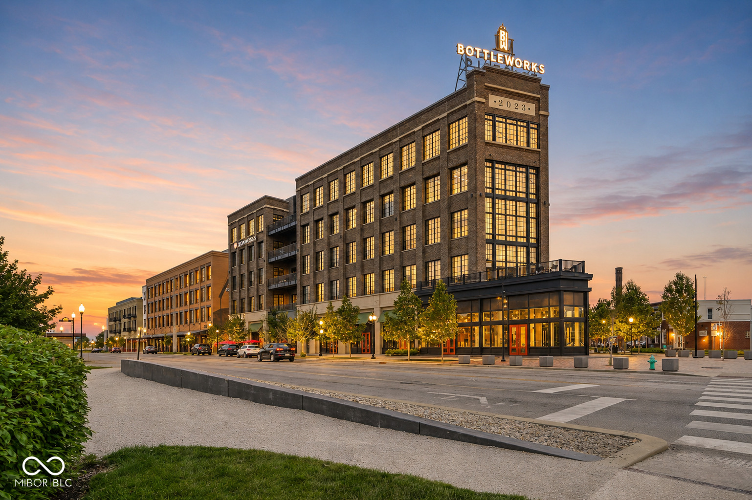 630 N College Avenue Unit: 403