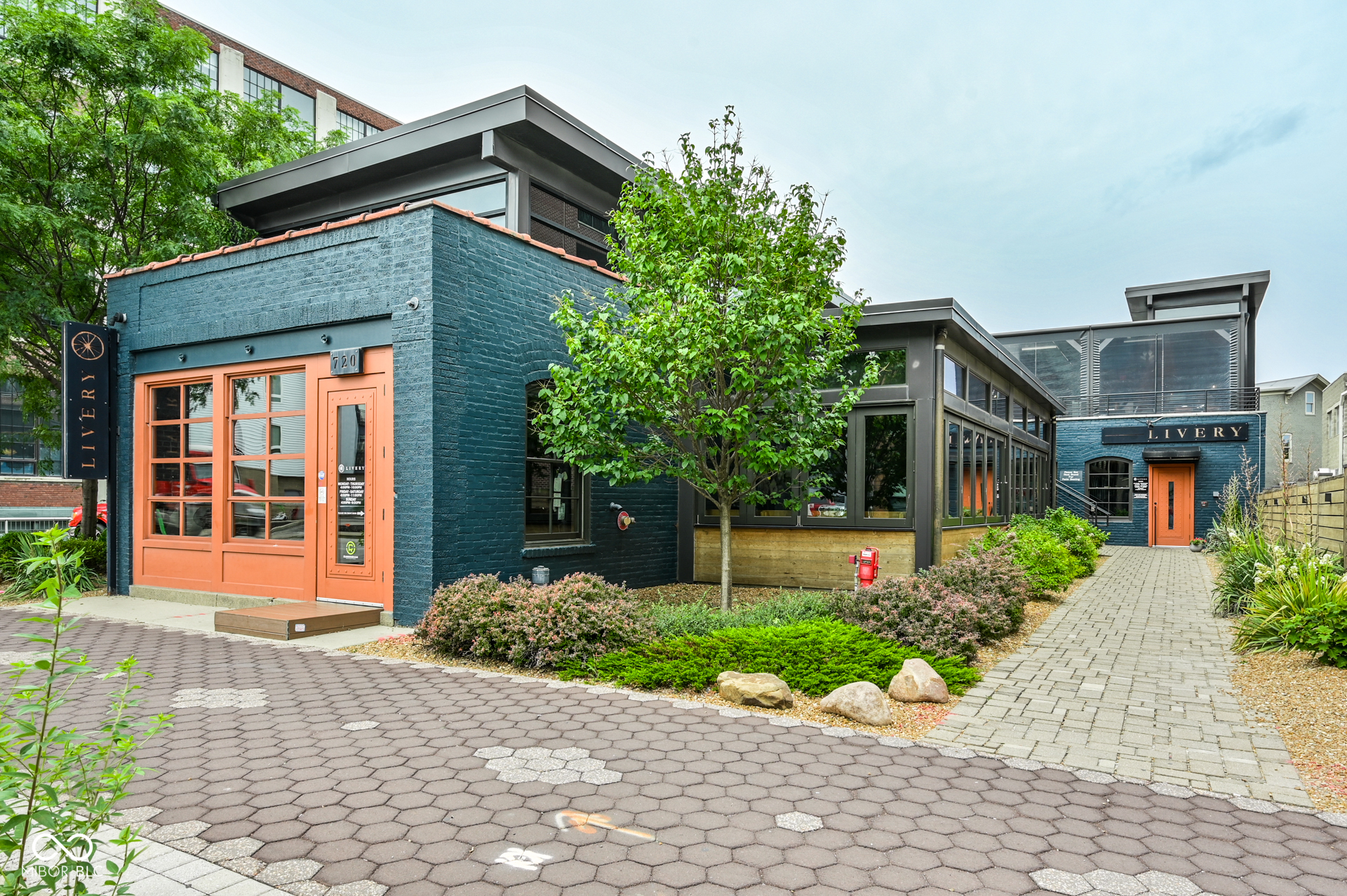 630 N College Avenue Unit: 403