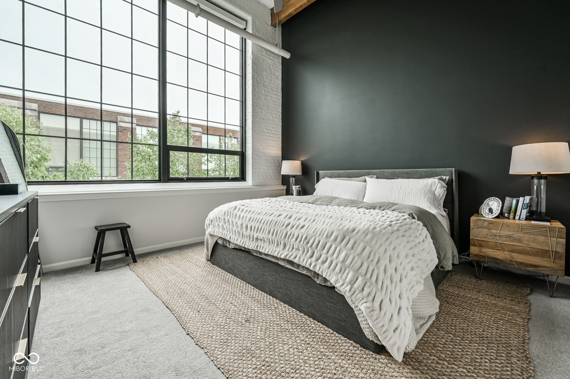 630 N College Avenue Unit: 403