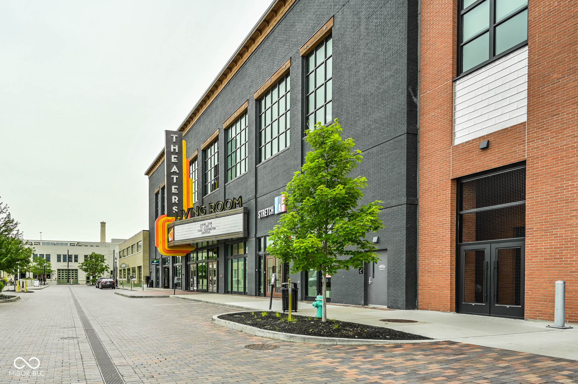 630 N College Avenue Unit: 403