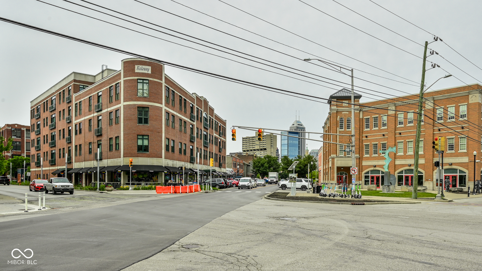 630 N College Avenue Unit: 403
