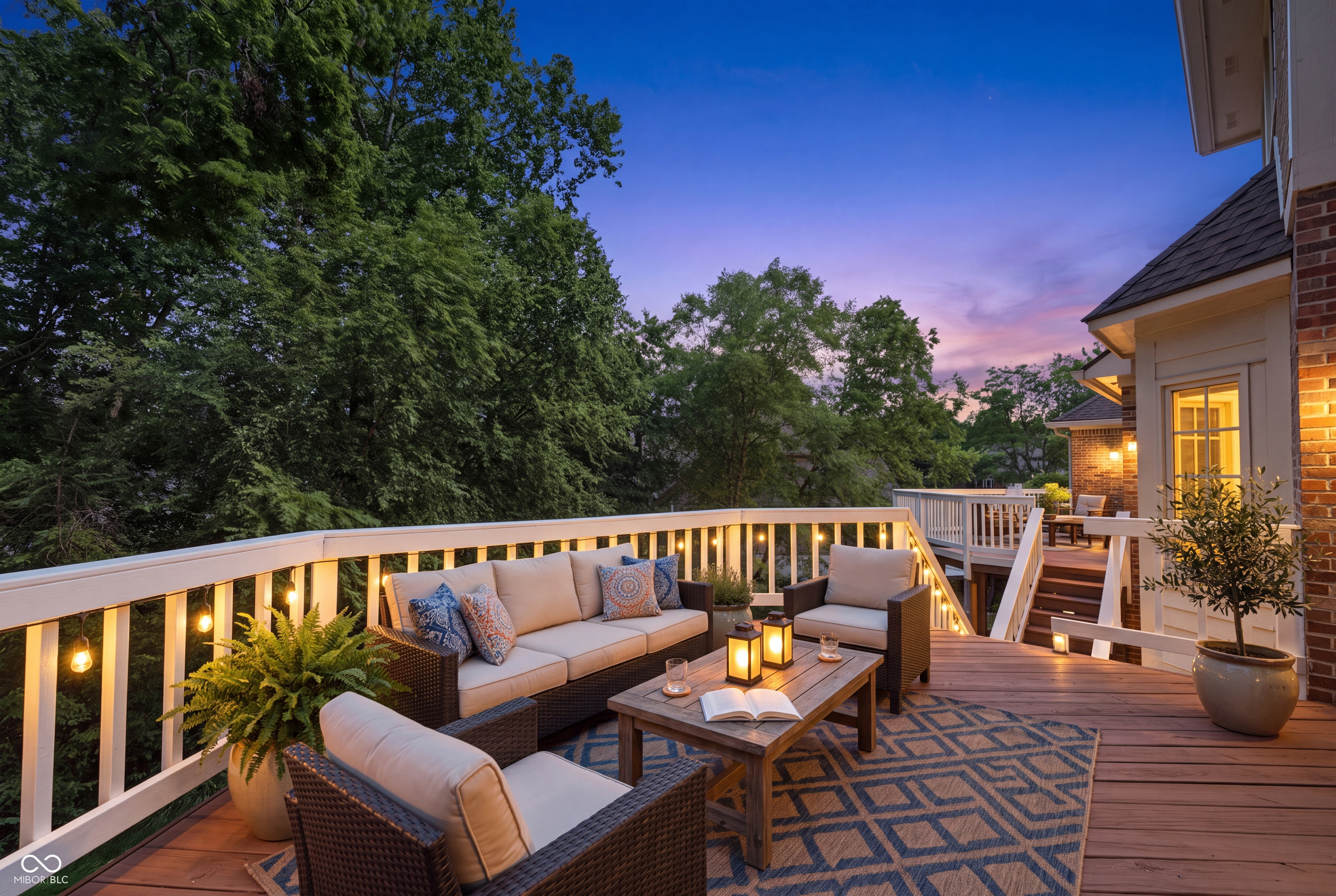 8821 Bay Breeze Lane