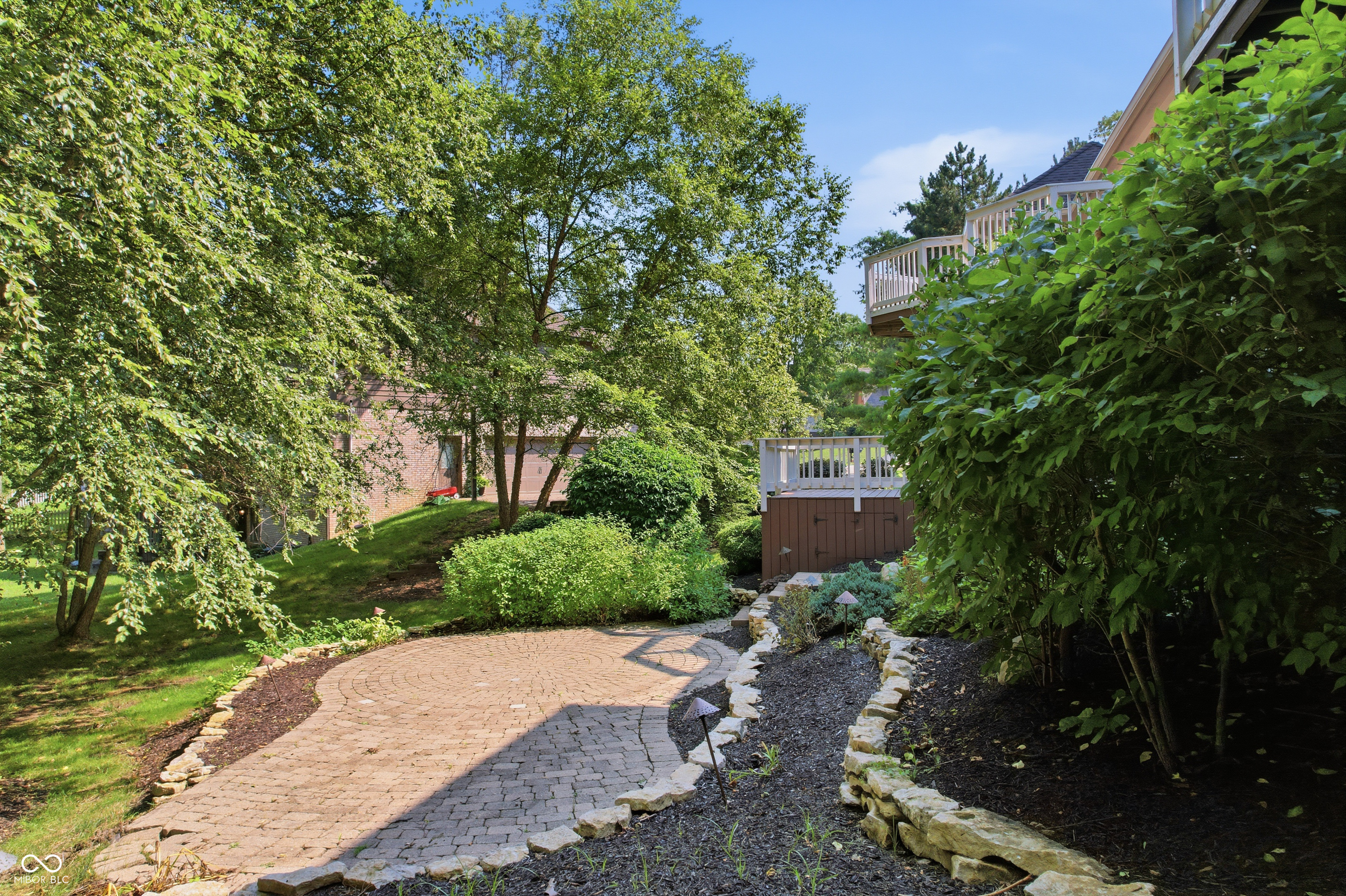 8821 Bay Breeze Lane