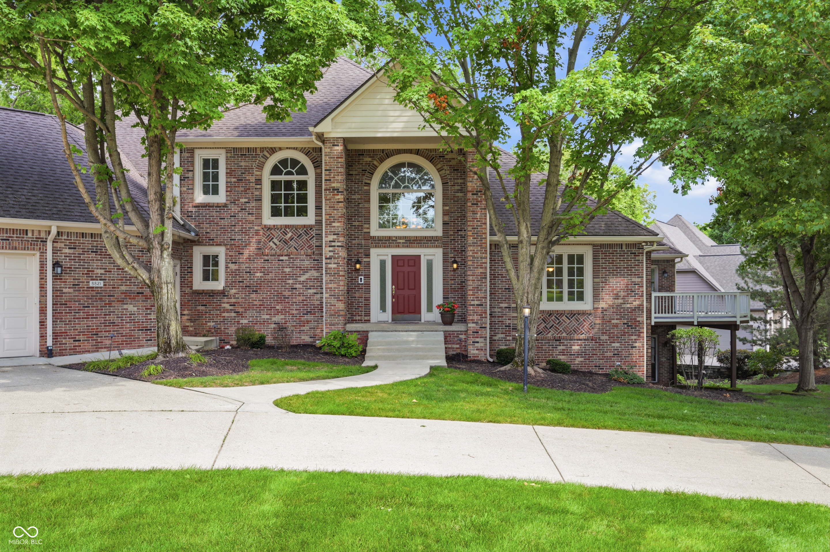 8821 Bay Breeze Lane