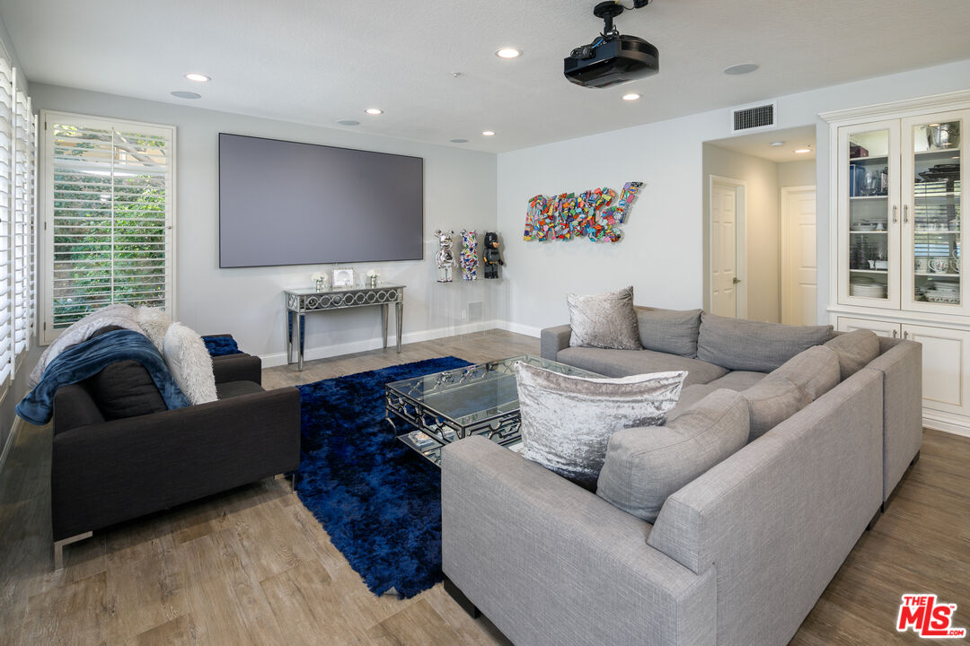 18419 Saint Moritz Dr