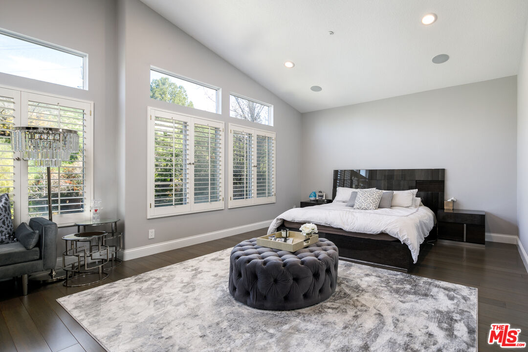 18419 Saint Moritz Dr