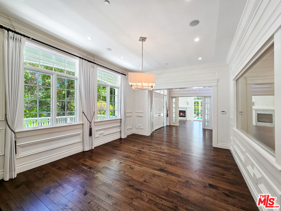 3815 Valley Meadow RD