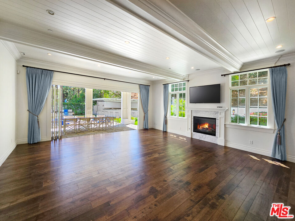 3815 Valley Meadow RD