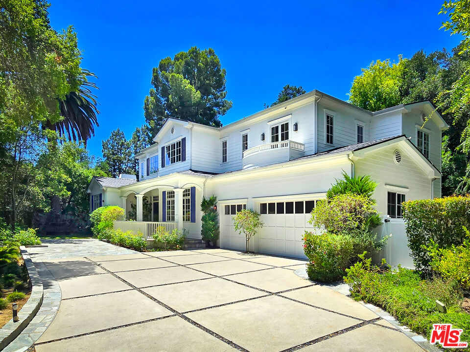 3815 Valley Meadow RD