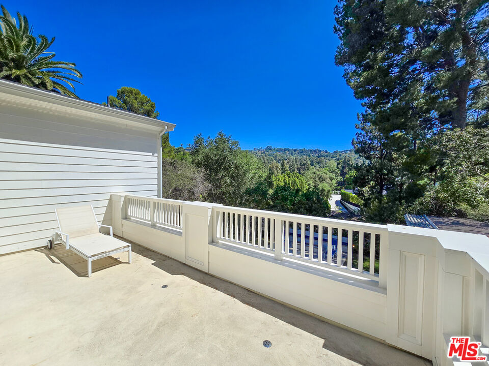 3815 Valley Meadow RD