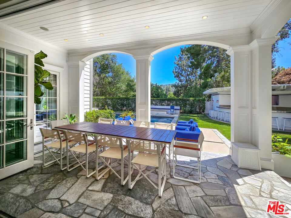 3815 Valley Meadow RD