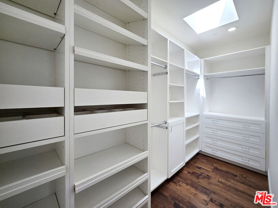 3815 Valley Meadow RD