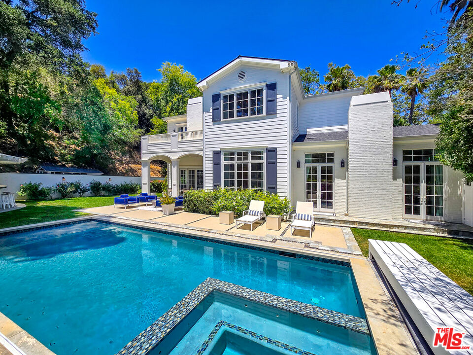 3815 Valley Meadow RD