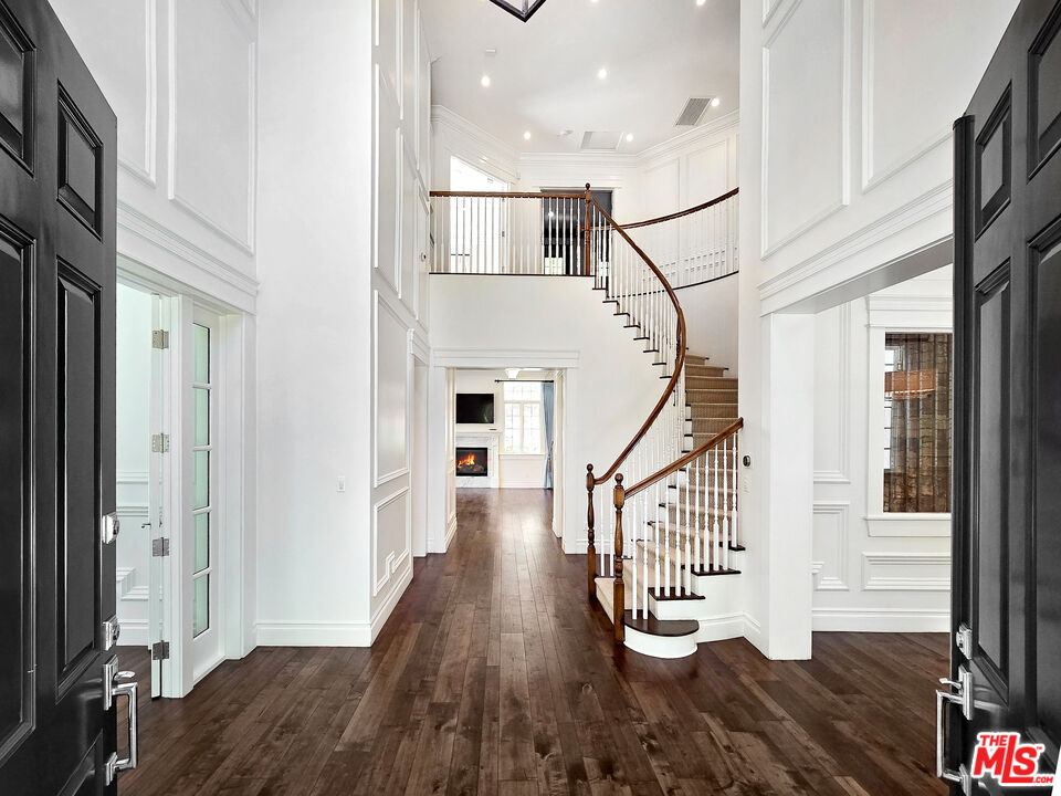 3815 Valley Meadow RD