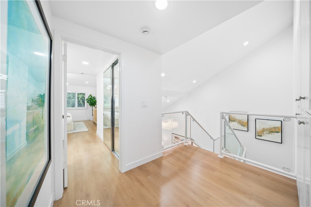 456 Vista Roma