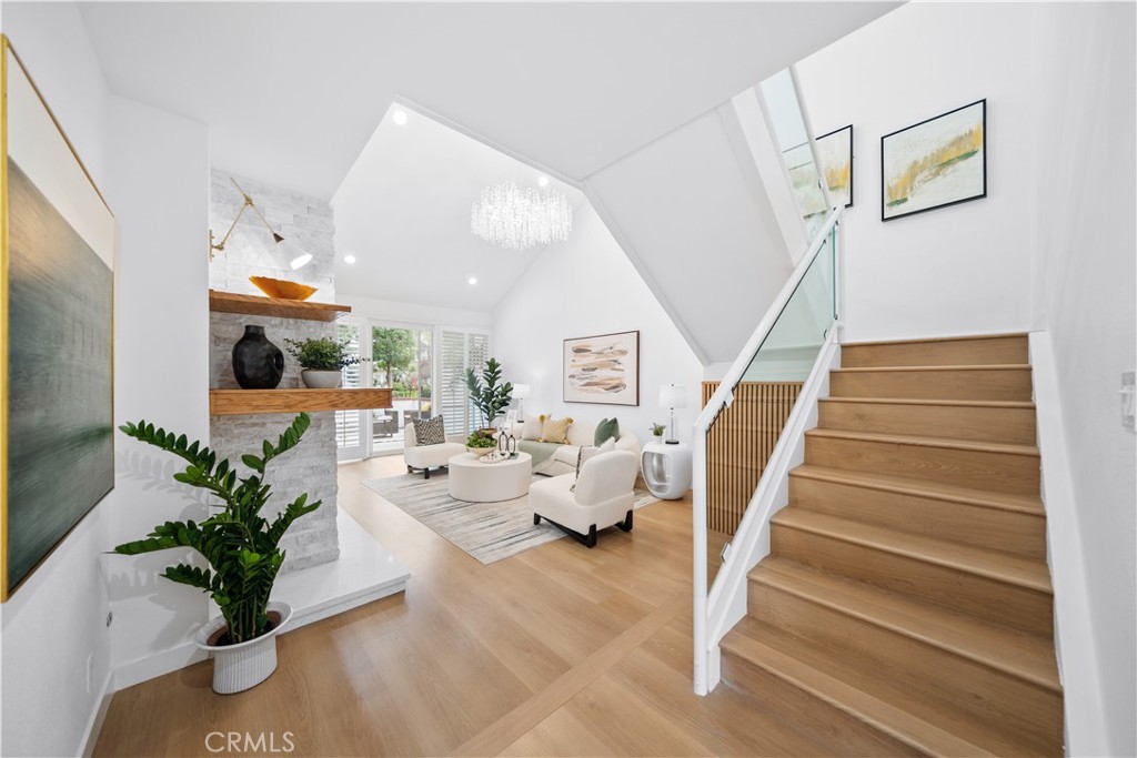 456 Vista Roma