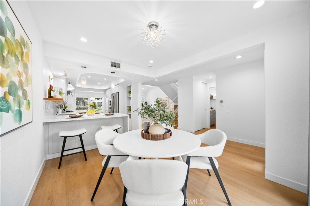 456 Vista Roma