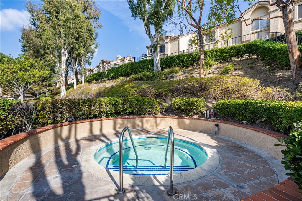 21131 Gladiolos Way