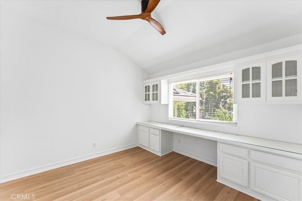 22801 Toston