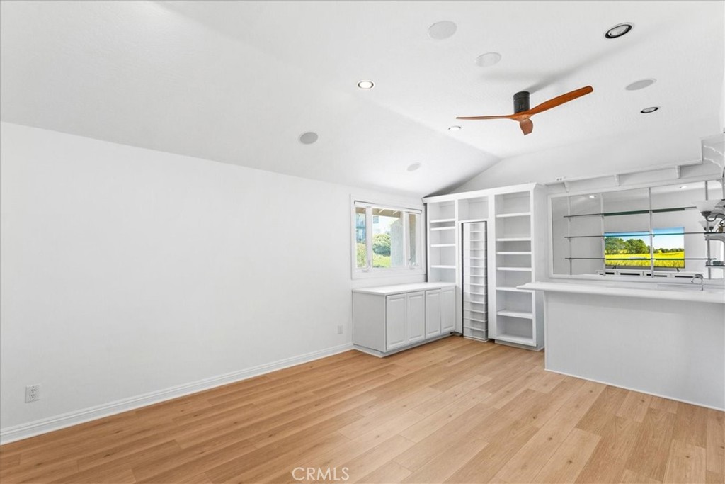 22801 Toston