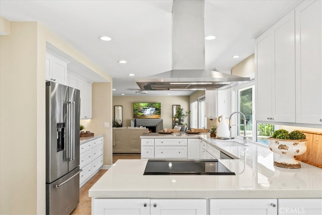 22801 Toston