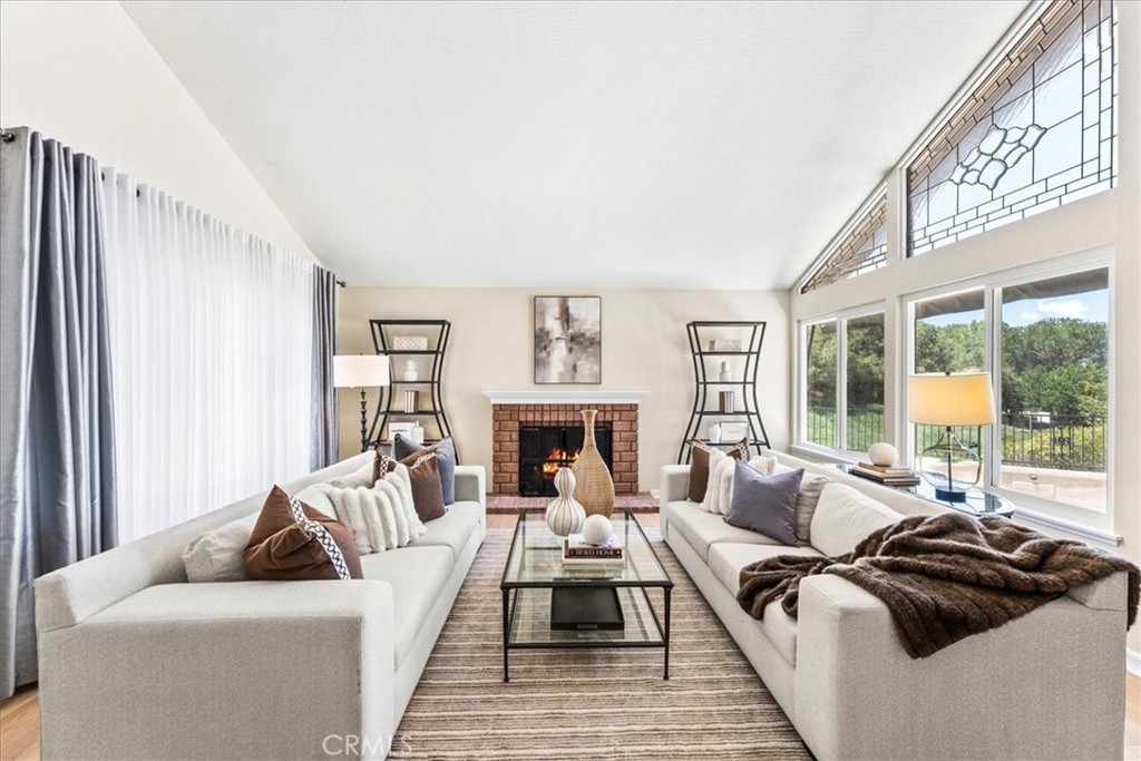 22801 Toston