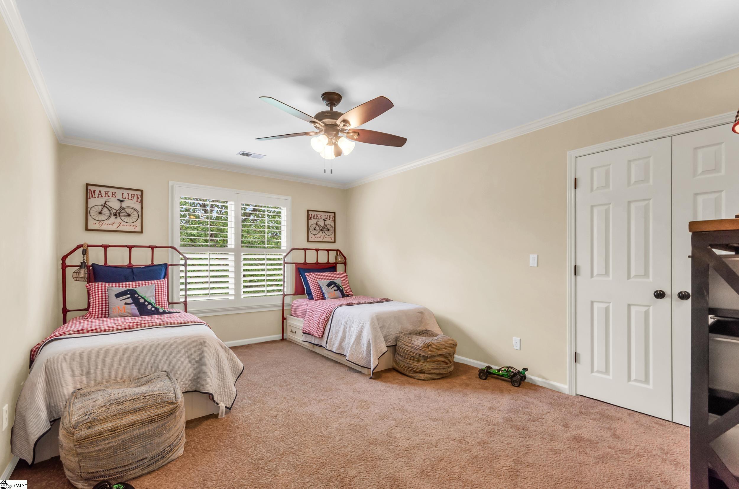 10 Northbrook Way