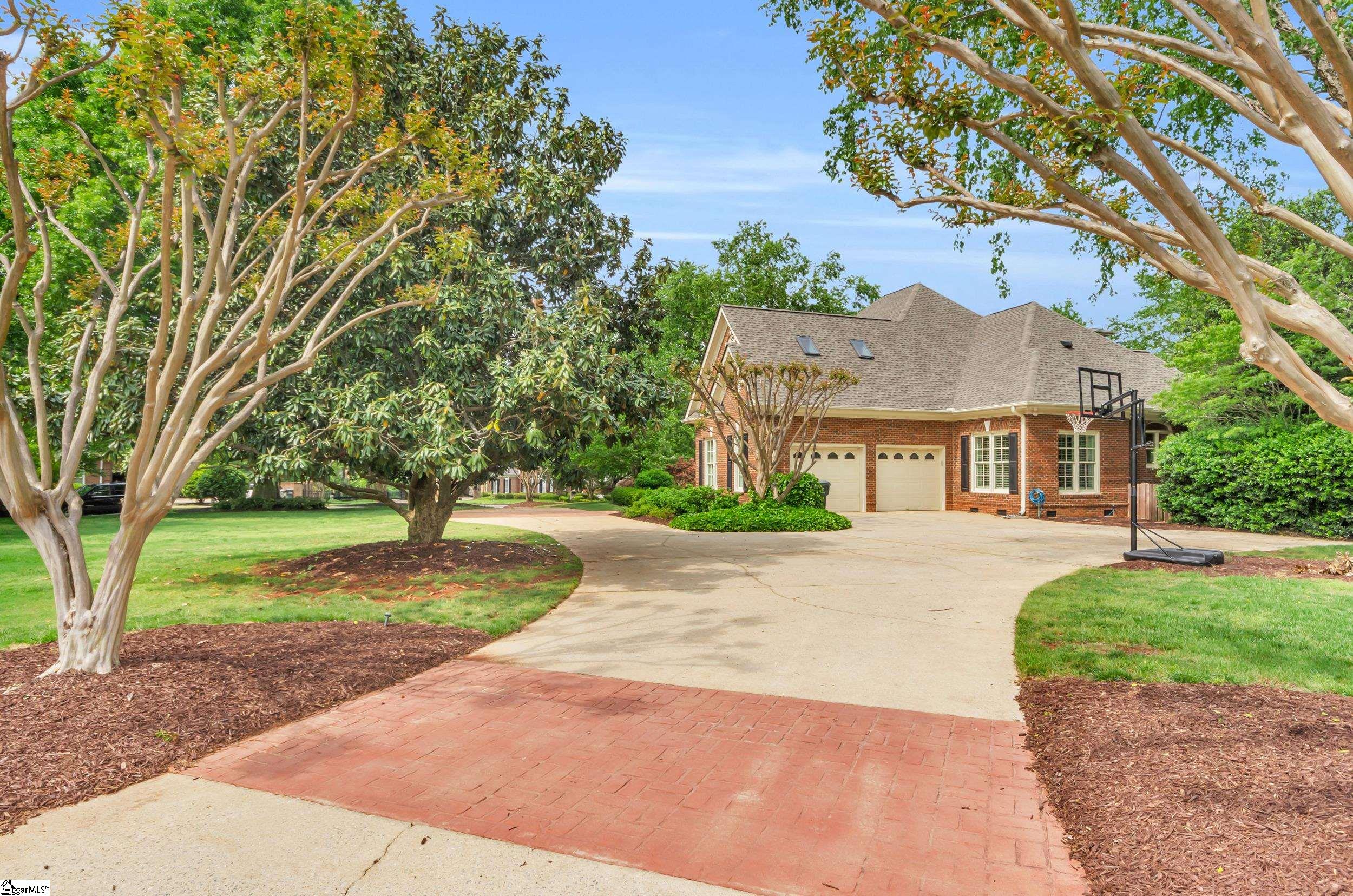 10 Northbrook Way