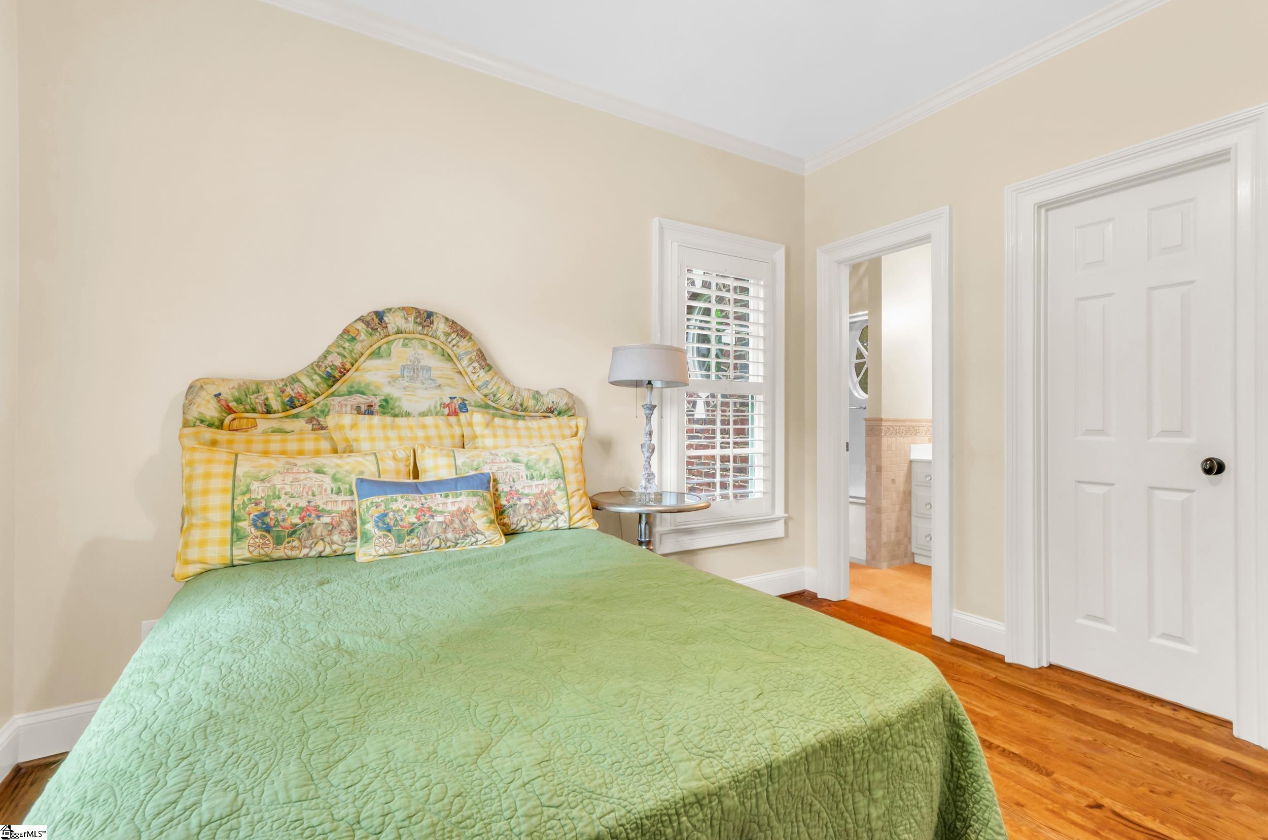 10 Northbrook Way
