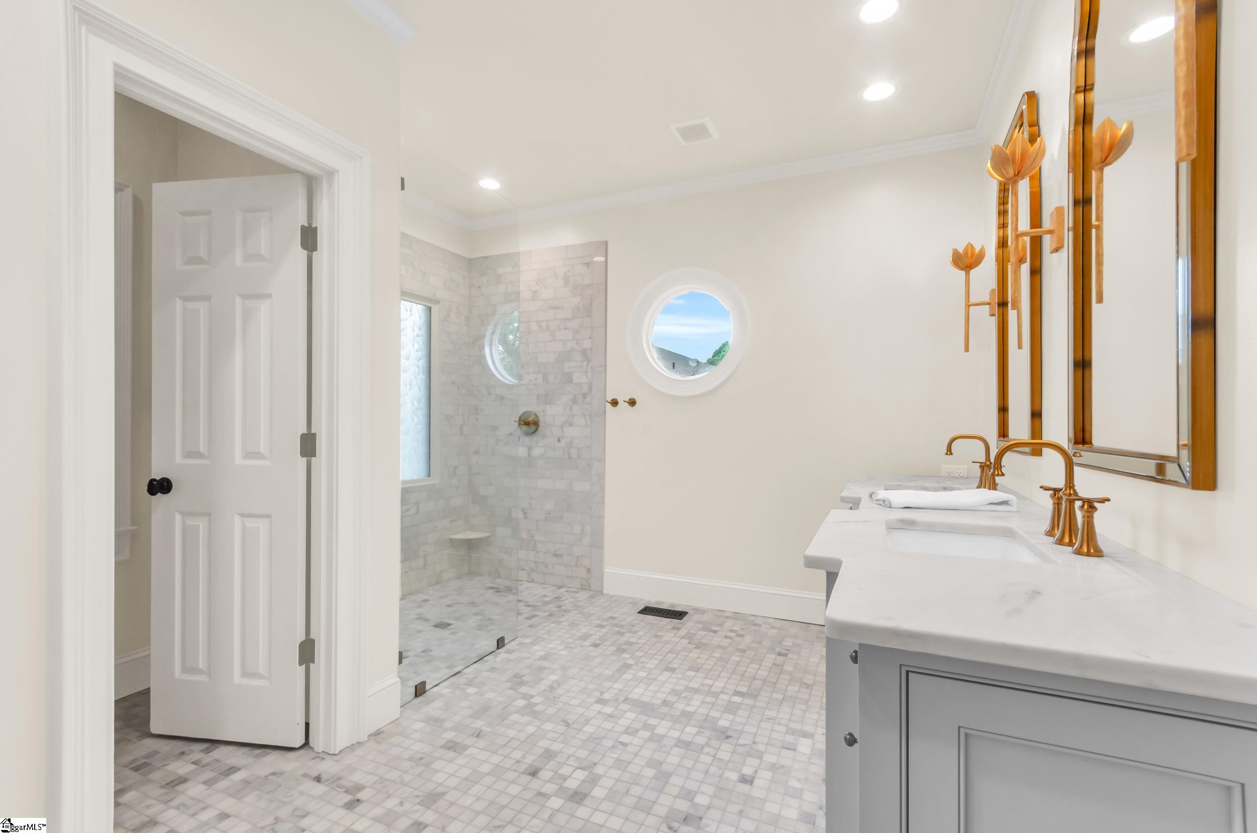 10 Northbrook Way