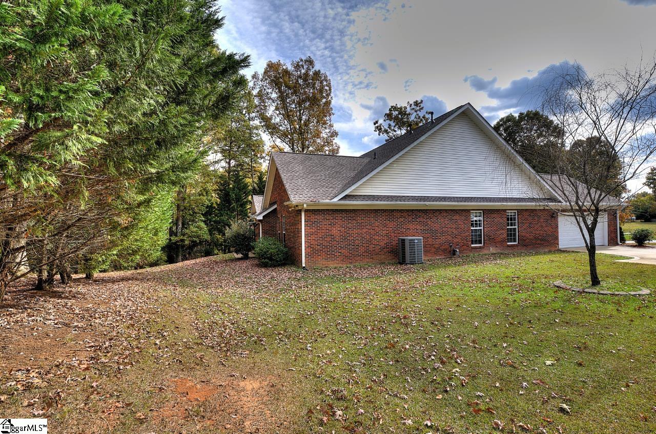 229 E Thistle Lane
